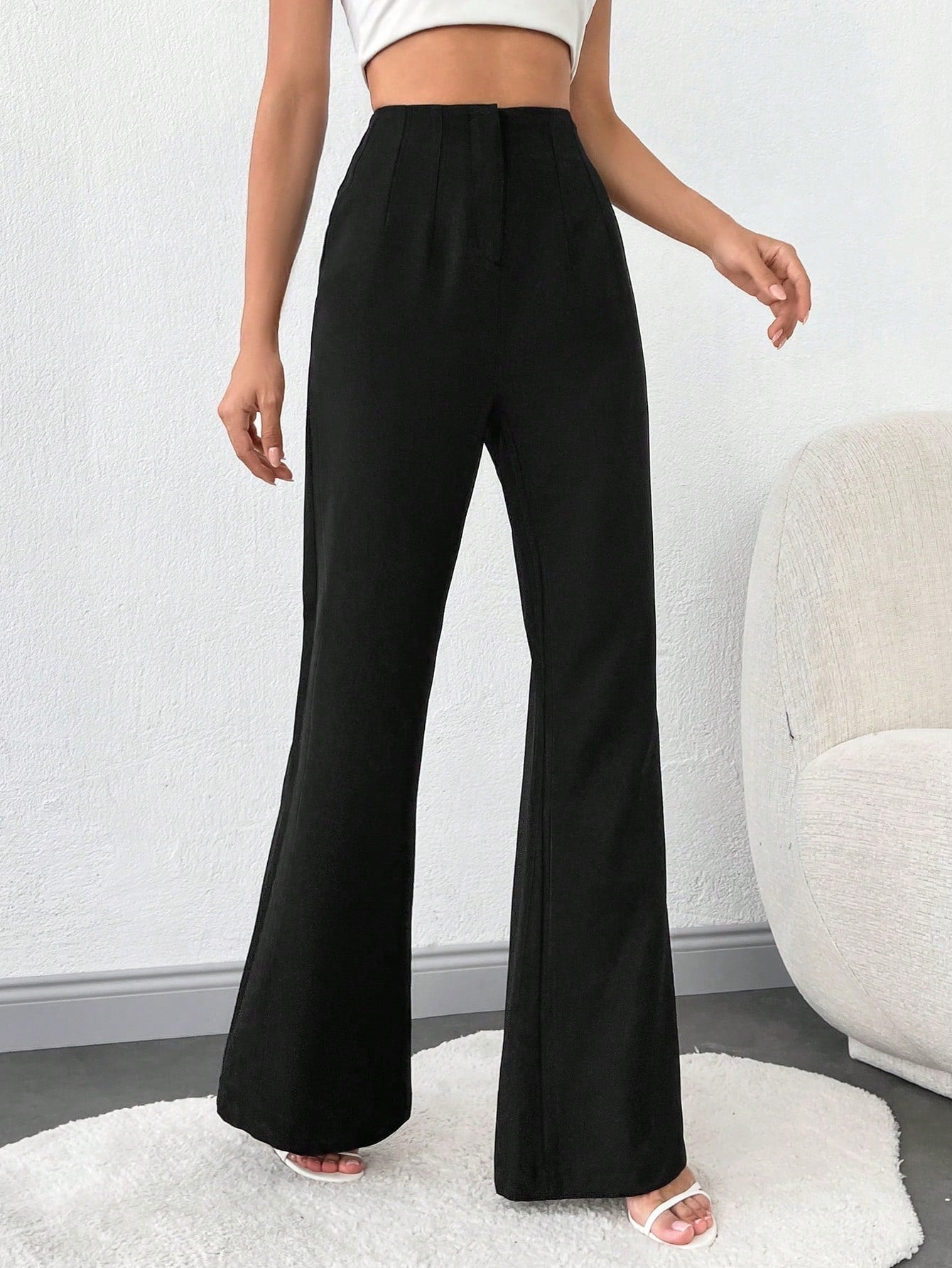 Darted Contour Bootcut Pants